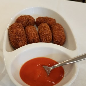 croquetas de iberico