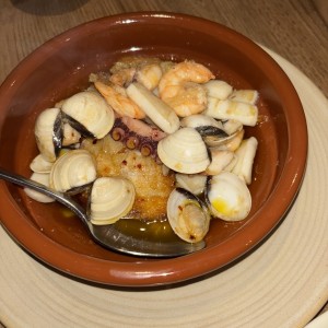 Cazuela de pescado con marisco