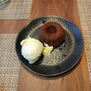 Fondant de chocolate  y helado  vainilla 