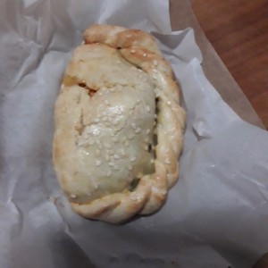 empanada de pollo