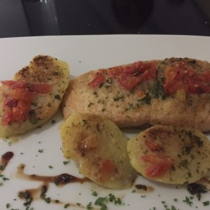 Salmon gratinado