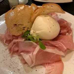 prosciutto con burrata