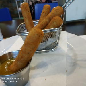 Entradas - Mozzarella Sticks