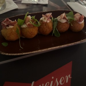 Croquetas de jamón 