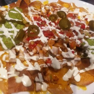 nachos con pollo