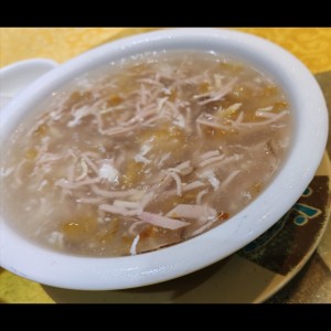 Sopa de buche de pescado