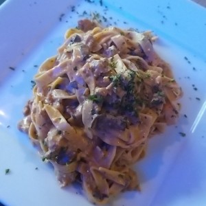 fettuccine salsa rosa