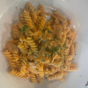 Pasta - Fusilli Al Salmone