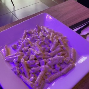 Pasta Tradizionale - Penne Alfredo