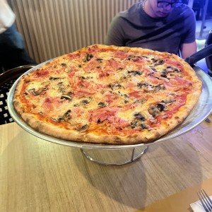 Pizza - Prosciutto E Funghi