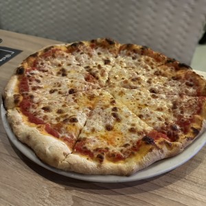 Pizza Tradizionale - Margherita