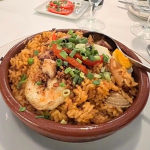 Platos Fuertes - Paella de Mariscos