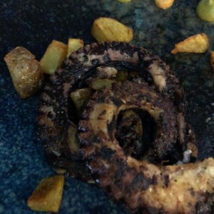 Pulpo al carbon 