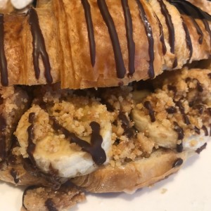 Croissant de banana y nutella 