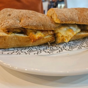 Panini de Pollo con Hongos