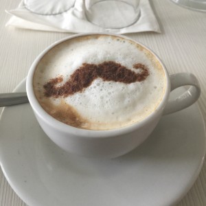 cappuccino con canela