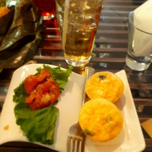 Breakfast de Quiche y soda Italiana  Mango