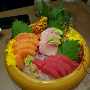 Sashimi Mixto