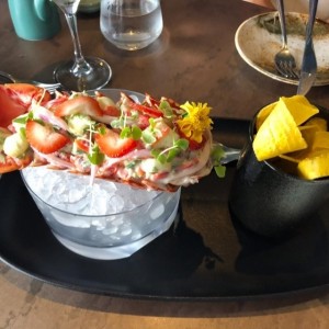 Ceviche de langosta (solo en temporada)