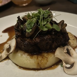 Filet Mignon y Aligot