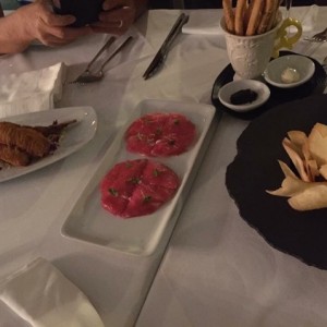 Langostinos Azahar, Tuna Pizza y Tartar de Atun