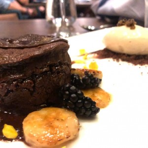 Fondant de chocolate con helado de vainilla