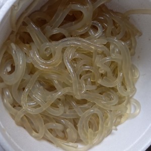 fideo transparente de arroz