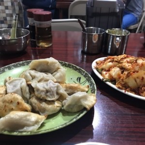 Dumplings y kimchi