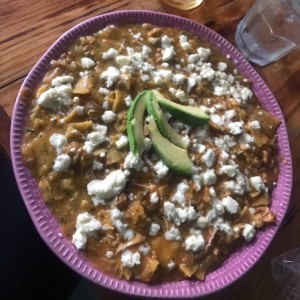 Chilaquiles en Salsa Verde o Salsa Roja