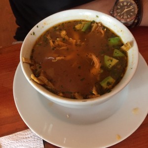 sopa de tortilla