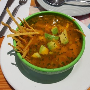 sopa de tortilla... deliciosa!