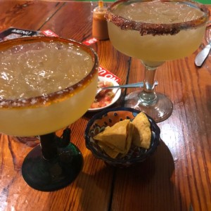 Margarita con borde de azucar y tajin