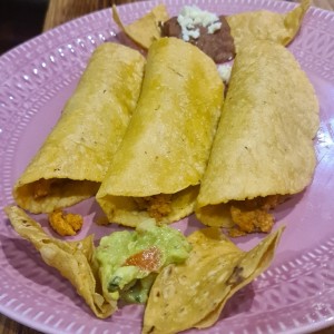 TACOS SUAVES DE CHORIZO