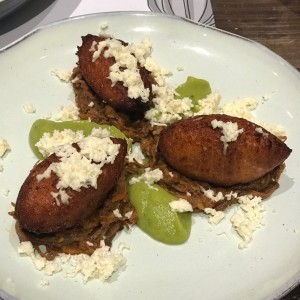 torrejas con carne mechada