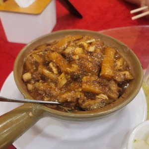 Cacerola de berenjeno con bacalao y pollo