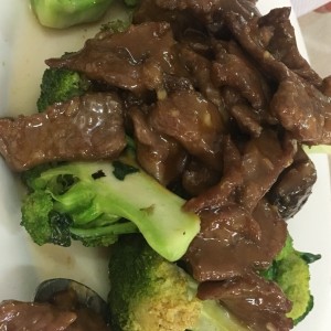 carne con brocoli