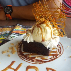 brownie con helado super rico