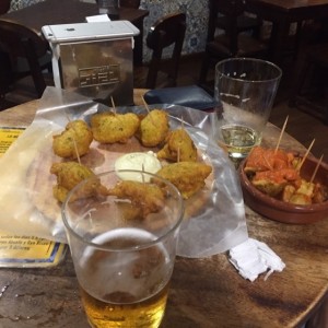 bacalao y papas bravas