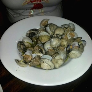 Mejillones al ajillo a 10 $ 