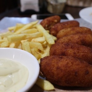 croquetas de queso azul