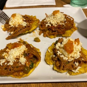 Patacones con Ropa Vieja