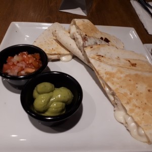 quesadilla de pollo