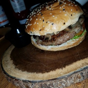 hamburquesa con hongos