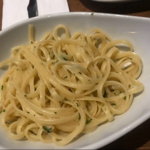 Linguine en Salsa Blanca