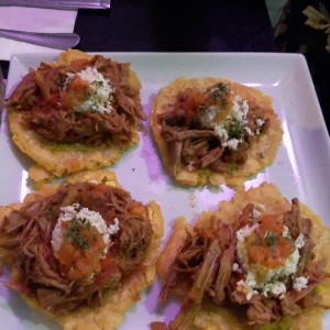 patacones con ropa vieja