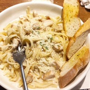 Pastas - Carbonara Chicken