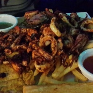 Picada de mariscos