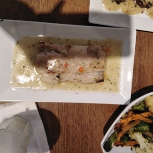 Corvina al ajillo