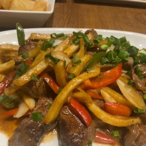 Lomo Saltado