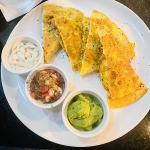 Para Picar - Quesadillas